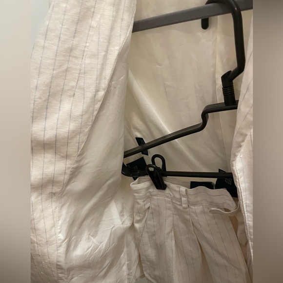 Ralph Lauren 100% Linen Suit - Picture 8 of 12